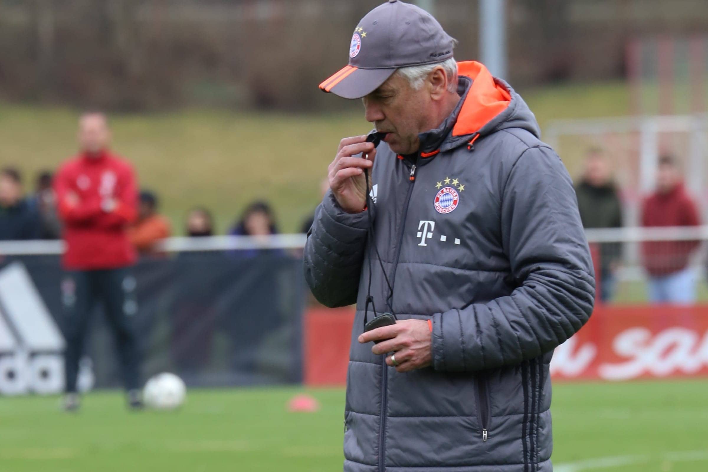 Carlo Ancelotti during Bayern Munich training on March 14, 2017.